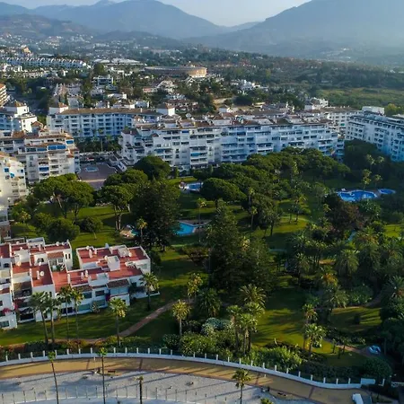 Banus - Banus Playas Del Duque Beachside Residential Apartment Marbella